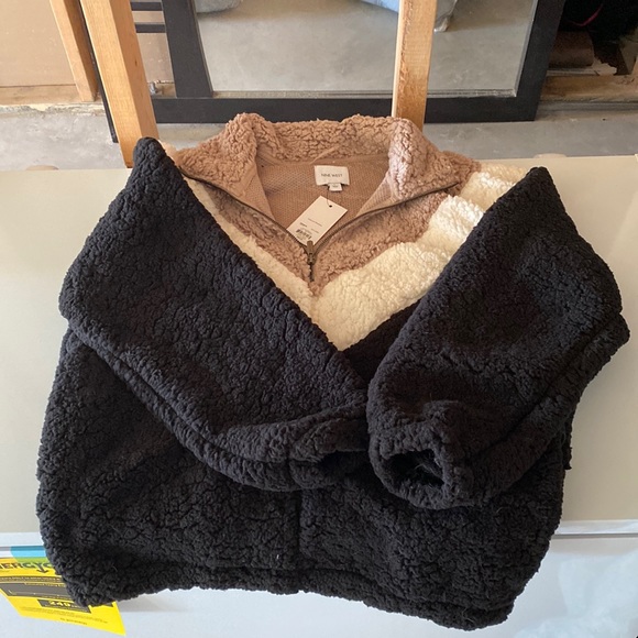 Nine West fur 3/4 zip - Picture 1 of 2